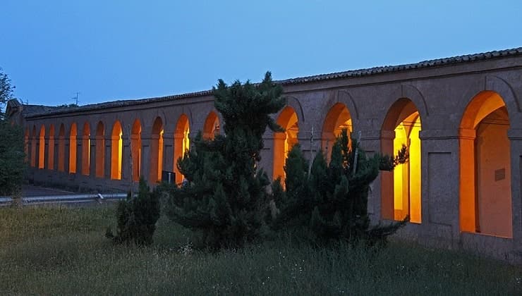 Portici di San Luca al crepuscolo 