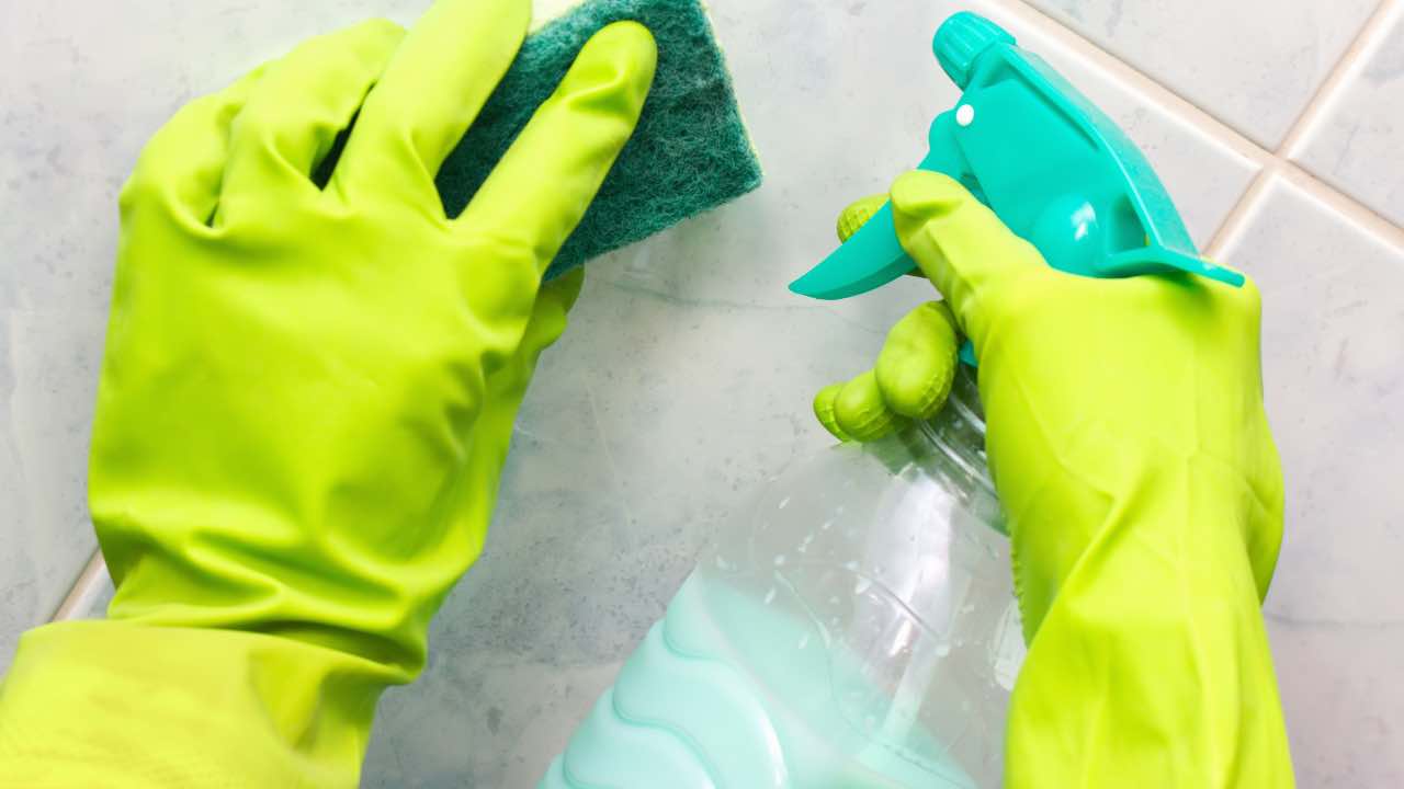 Como limpar as paredes da cozinha em minutos sem produtos químicos