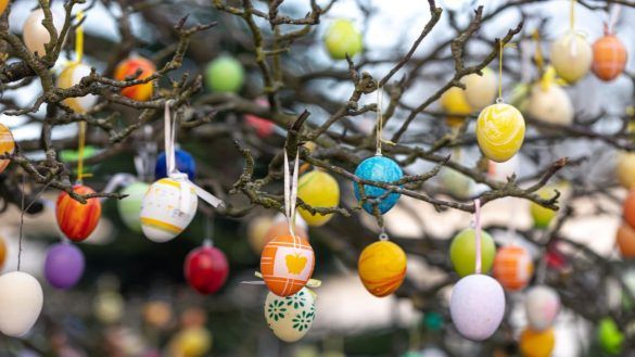 storia albero di Pasqua