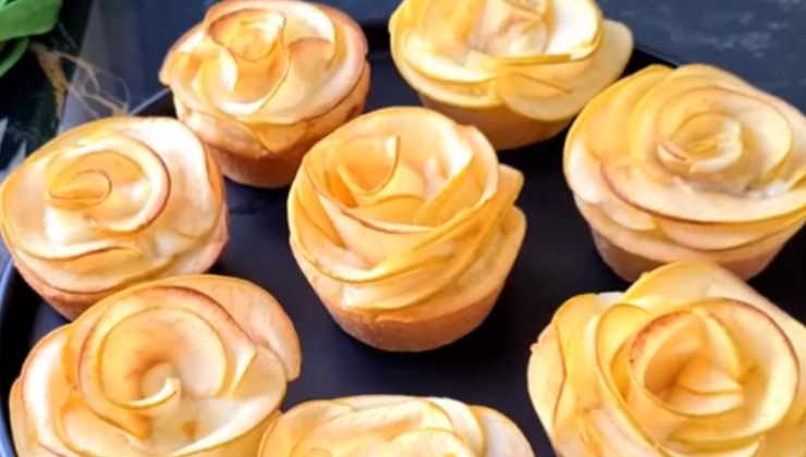 Buonissimi biscotti a forma di rosa