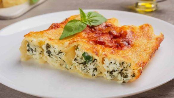 Cannelloni ripieni di ricotta