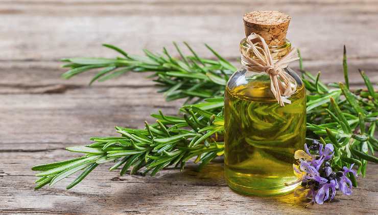 Come aromatizzare l'olio