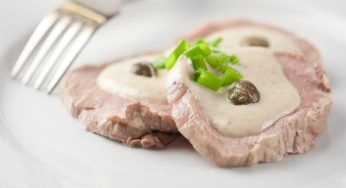 Il secondo piatto che amano proprio tutti, la ricetta imperdibile del vitello tonnato