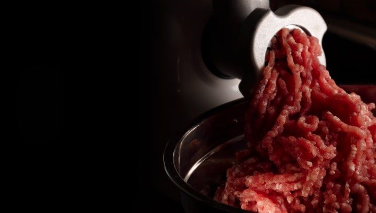 Processo di macinazione della carne macinata