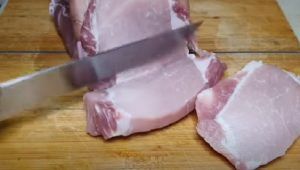 Taglio filetto di maiale