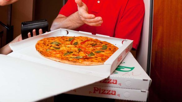 Cartone della pizza