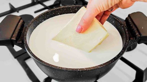 burro nel latte bollente