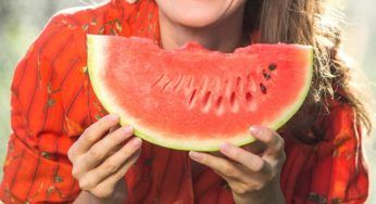 L’anguria è vero che fa ingrassare? Ecco quanto zucchero contiene una sola fetta
