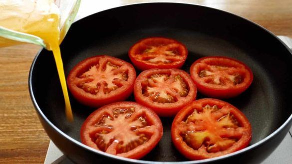Pomodori in padella