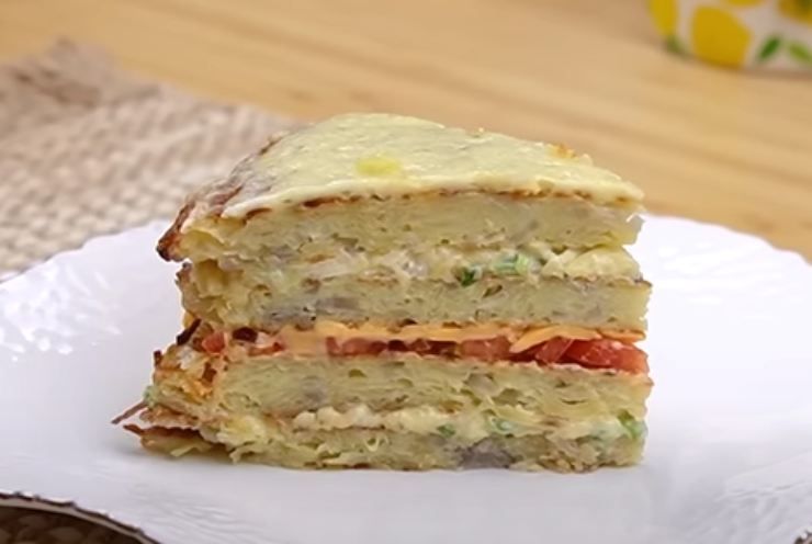 Torta salata con patate e cipolle