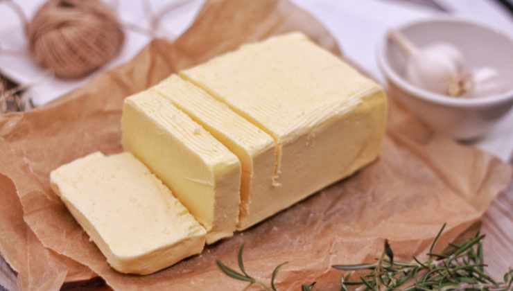 burro sul fondo della pentola