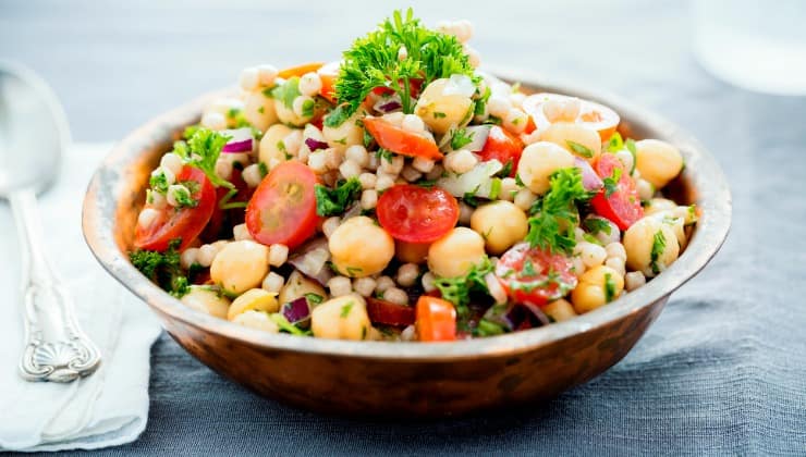 Ceci e insalata di couscous