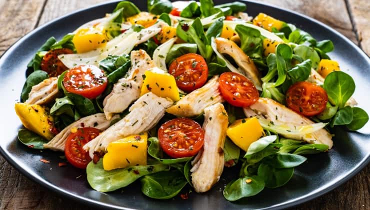 Insalata, cena dell'ultimo minuto squisita e nutriente