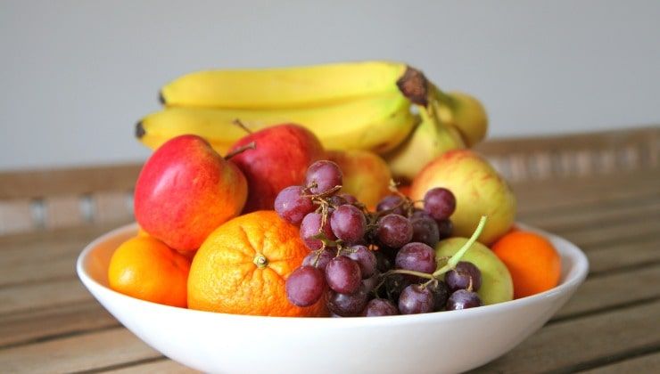 Piatto di frutta fresca