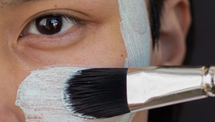 Applicazione maschera