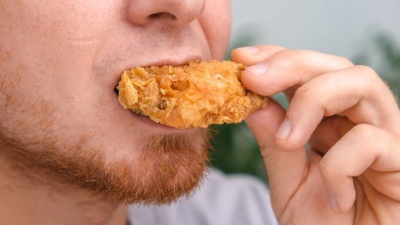 Mangiare con le mani