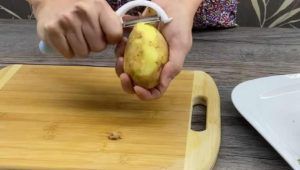 Pelare le patate