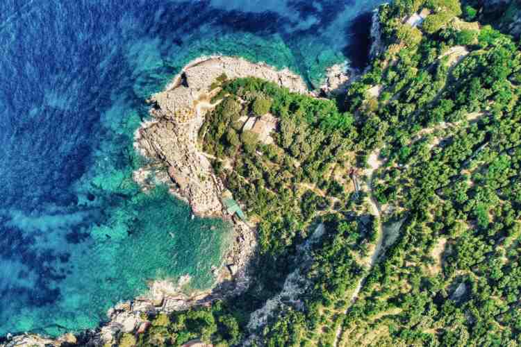 Punta Campanella dall'alto