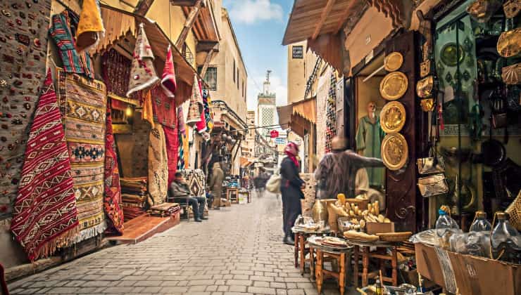 Viaggia in Marocco, mercato strade di Fez