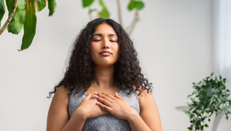 Motivo per cui viene il singhiozzo, trattenere il respiro