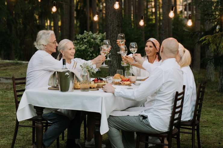 Amici a cena