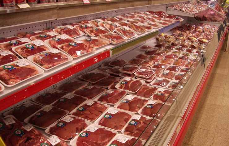 Carne al supermercato