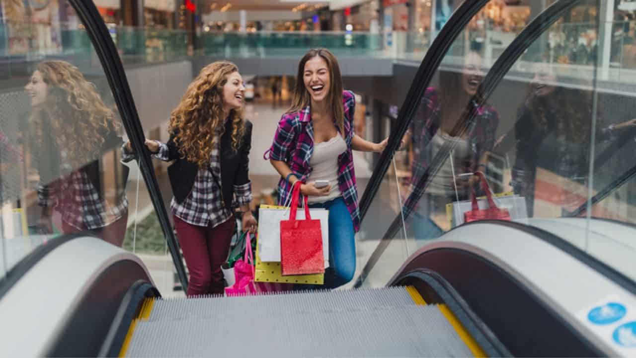 Sono proprio questi i centri commerciali aperti a Ferragosto 2023, dove andare