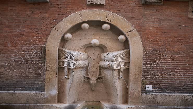 Fontana dei libri storia