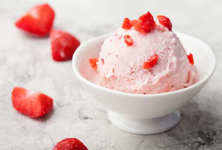 Gelato alla fragola