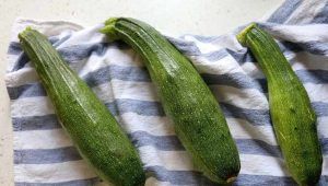 Lavare le zucchine