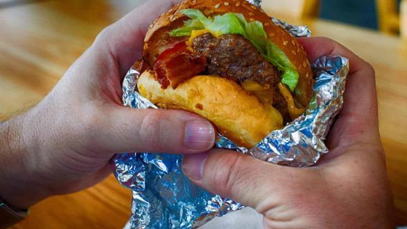 Panino nella carta stagnola