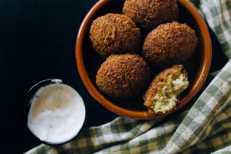 Tahina e falafel