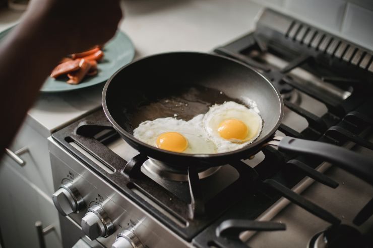 huevos en la sartén