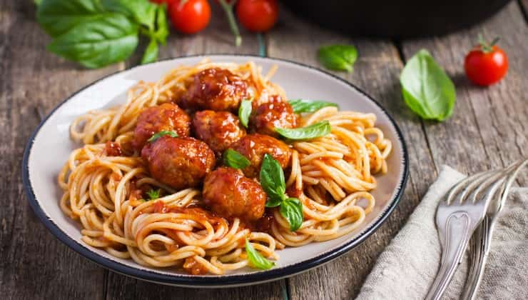 Spaghetti e salsa di carne