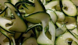 Affettare le zucchine