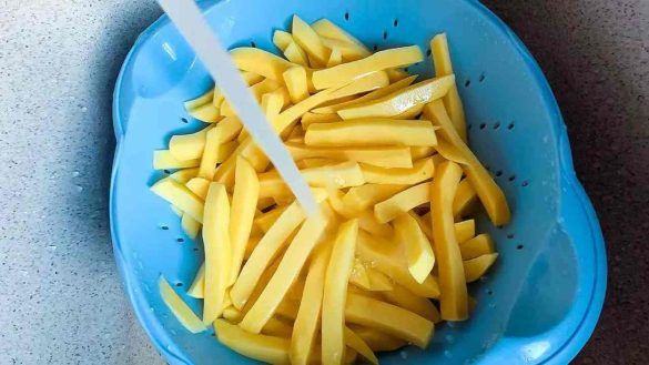 Lavare le patatine
