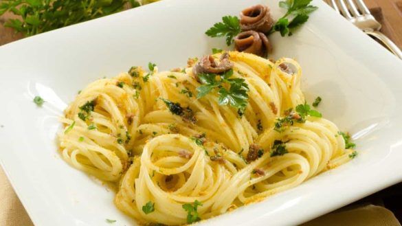 Pasta faccia gialla