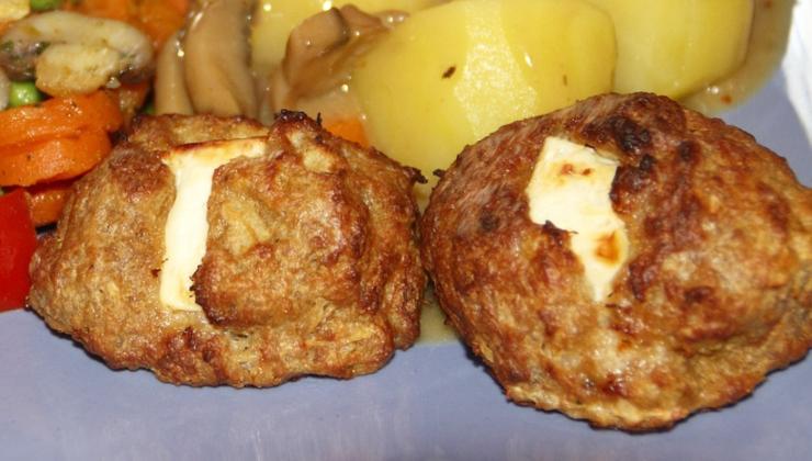 Ricetta polpette di patate filanti