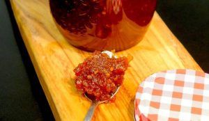 Rustic tomato puree