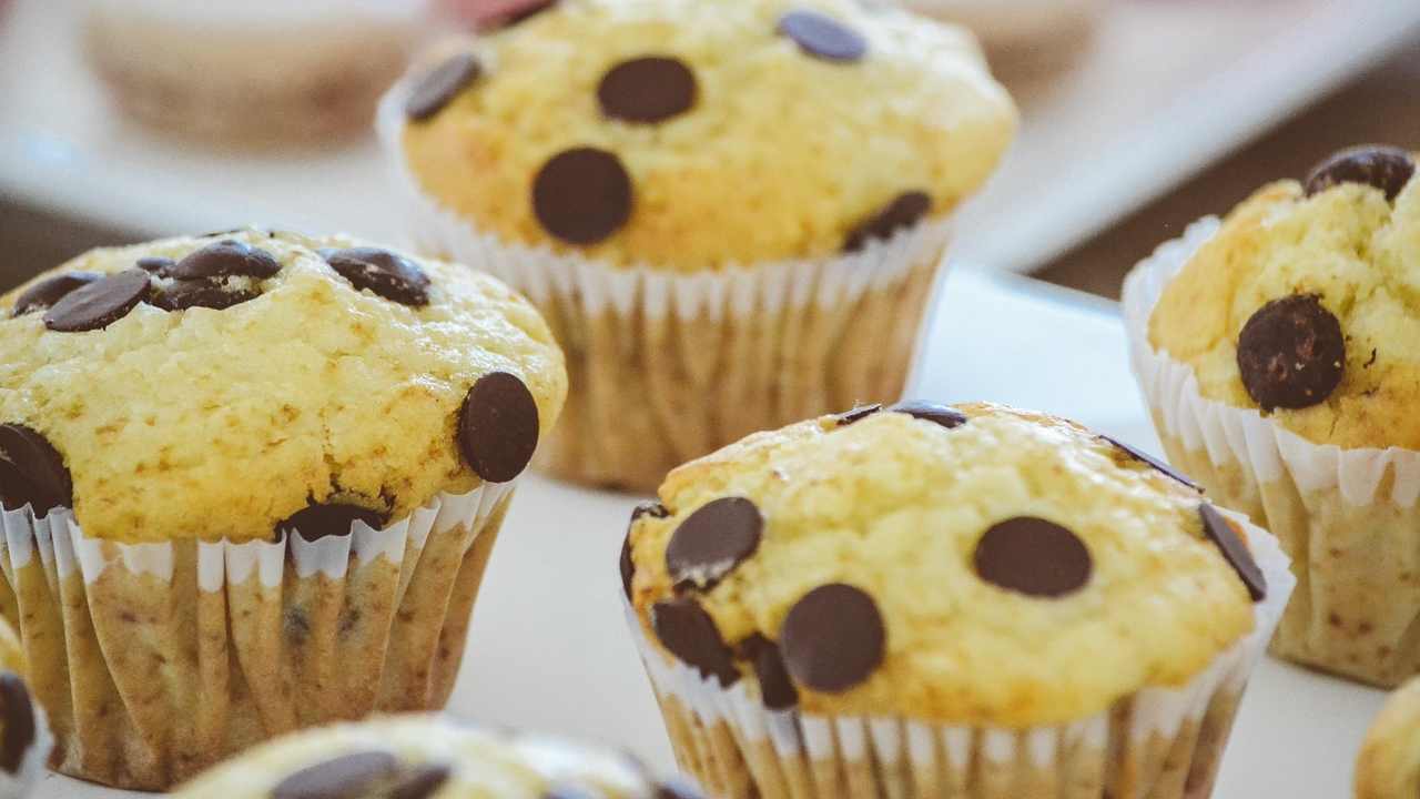 Muffin con gocce di cioccolato 