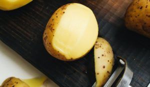 Pelare le patate