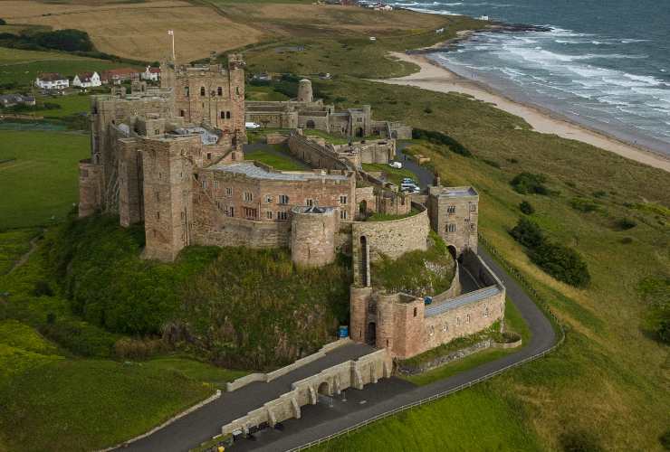 Vista dall'alto del Castello di Bamburgh