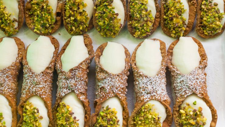 teorie sul cannolo siciliano