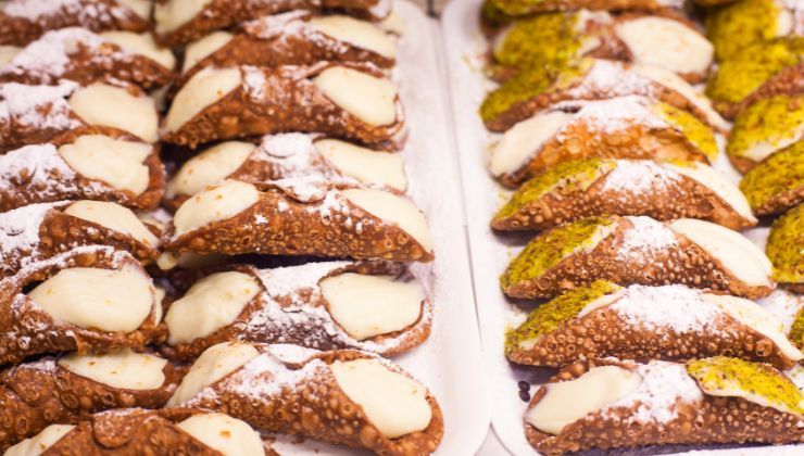 vassoio cannolo siciliano 