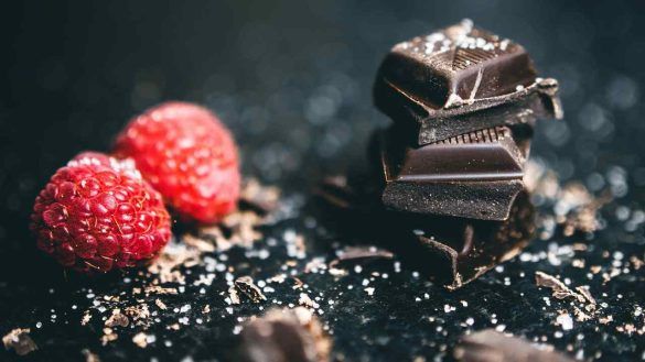 Quanto cioccolato fondente mangiare?