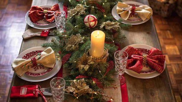 Come decorare la tavola di Natale