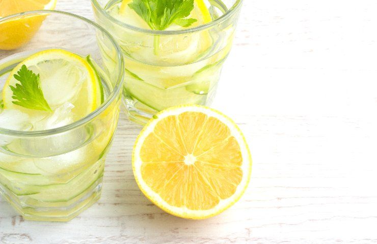 Acqua e limone