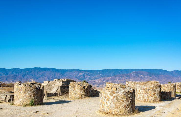 Colonne a Monte Albán - Oaxaca