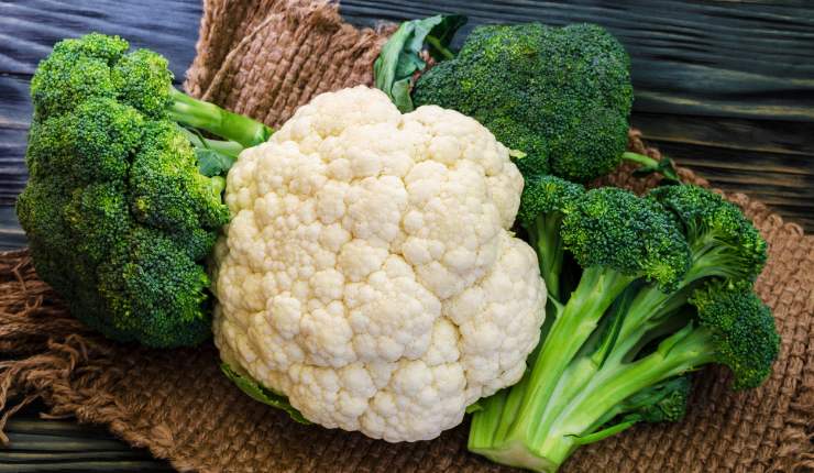 Ricetta vegetariana con cavolfiore e broccoli