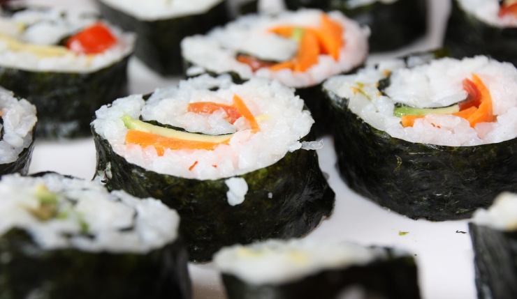 Sushi vegano